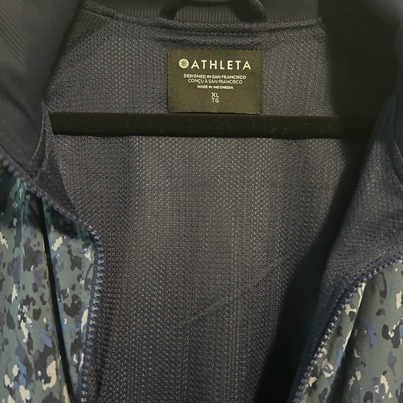Athleta light weight blue patterned bomber jacket - Picture 5 of 5